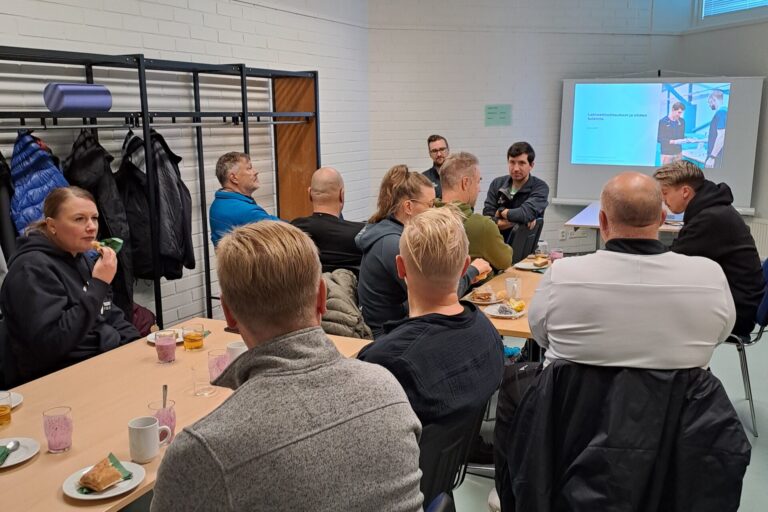 valmentajakahvit 25.9. 2